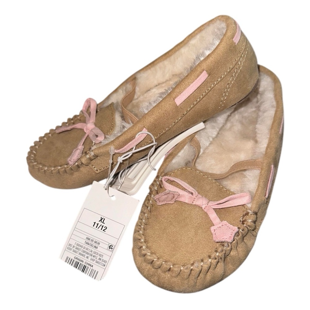 🆕 girls cat & jack slippers